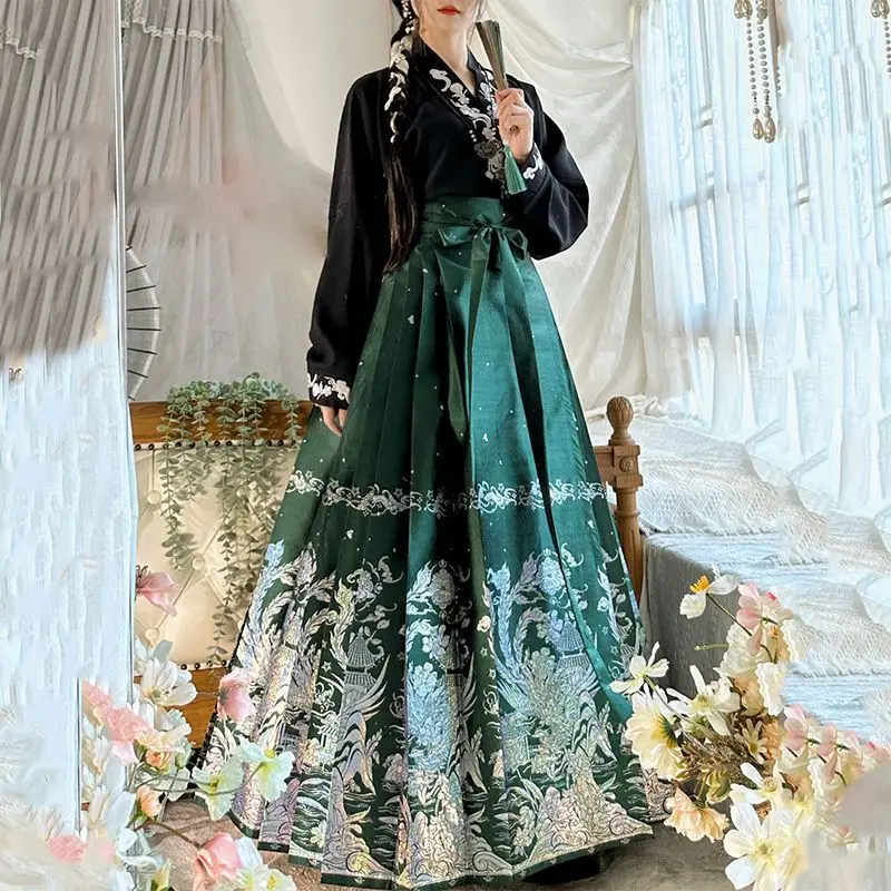 

New Ma Mian Skirt, Hanfu, Female Feng Ming Presents Xiangming, Made in Chinese Style, Imitated with Ornamental Makeup Flower,