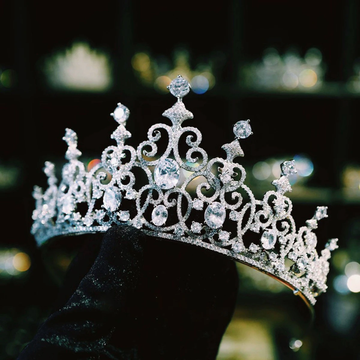 Princess Cubic Hair Crown Headpiece for Women High-End Grand Princess Birthday Goddess Bride Main Wedding Dress Tiaras Accessory