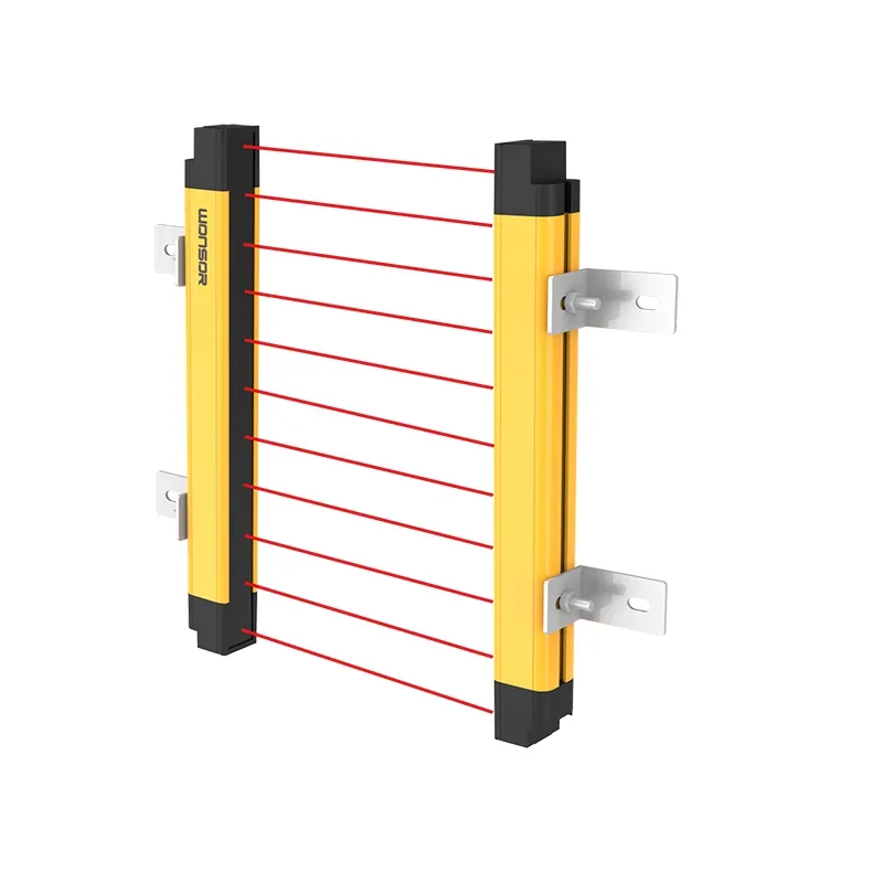 Level 4 safety light curtain for detecting people and objects