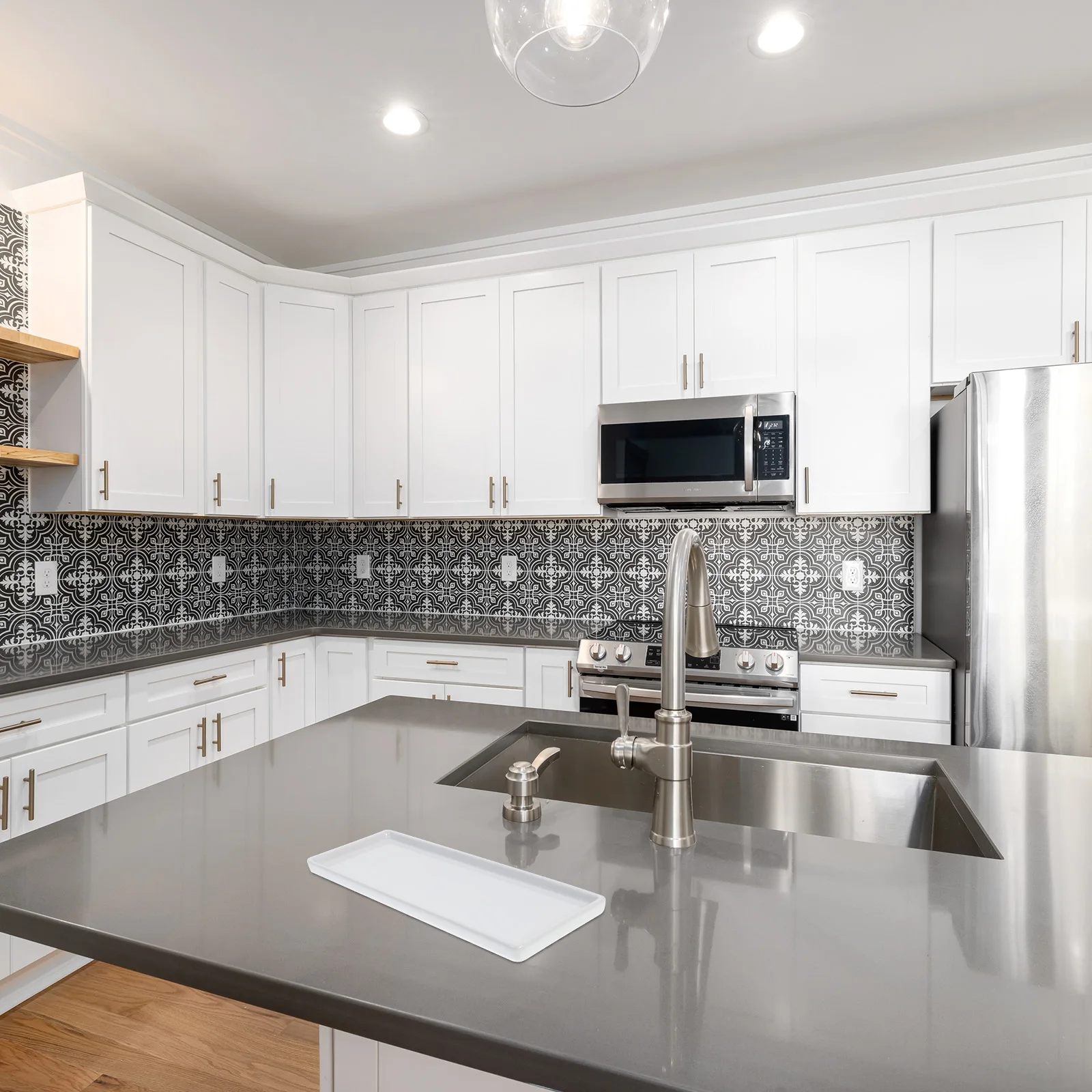 

1Pcs Long Rectangular Tray Porcelain Ceramic Bathroom Storage Organizer Delicate Jewelry Dish for Home Bar Ktv Hotel Decor White