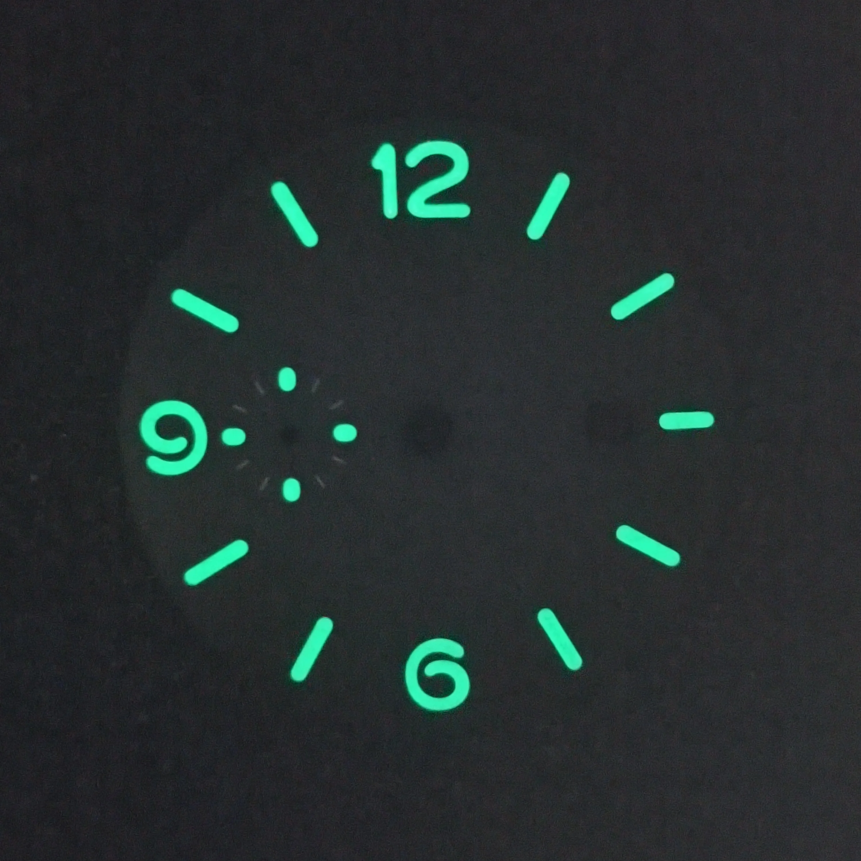 Replacement 36.2MM Watch Dial Single Calendar Green Luminous Dial for ST2555 Quartz Movement Watches Modification Parts