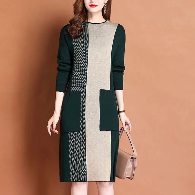 Vintage Spliced Printed Knitted Dresses Autumn Winter Casual O-Neck Women\'s Clothing Fashion Pockets All-match A-Line Midi Dress