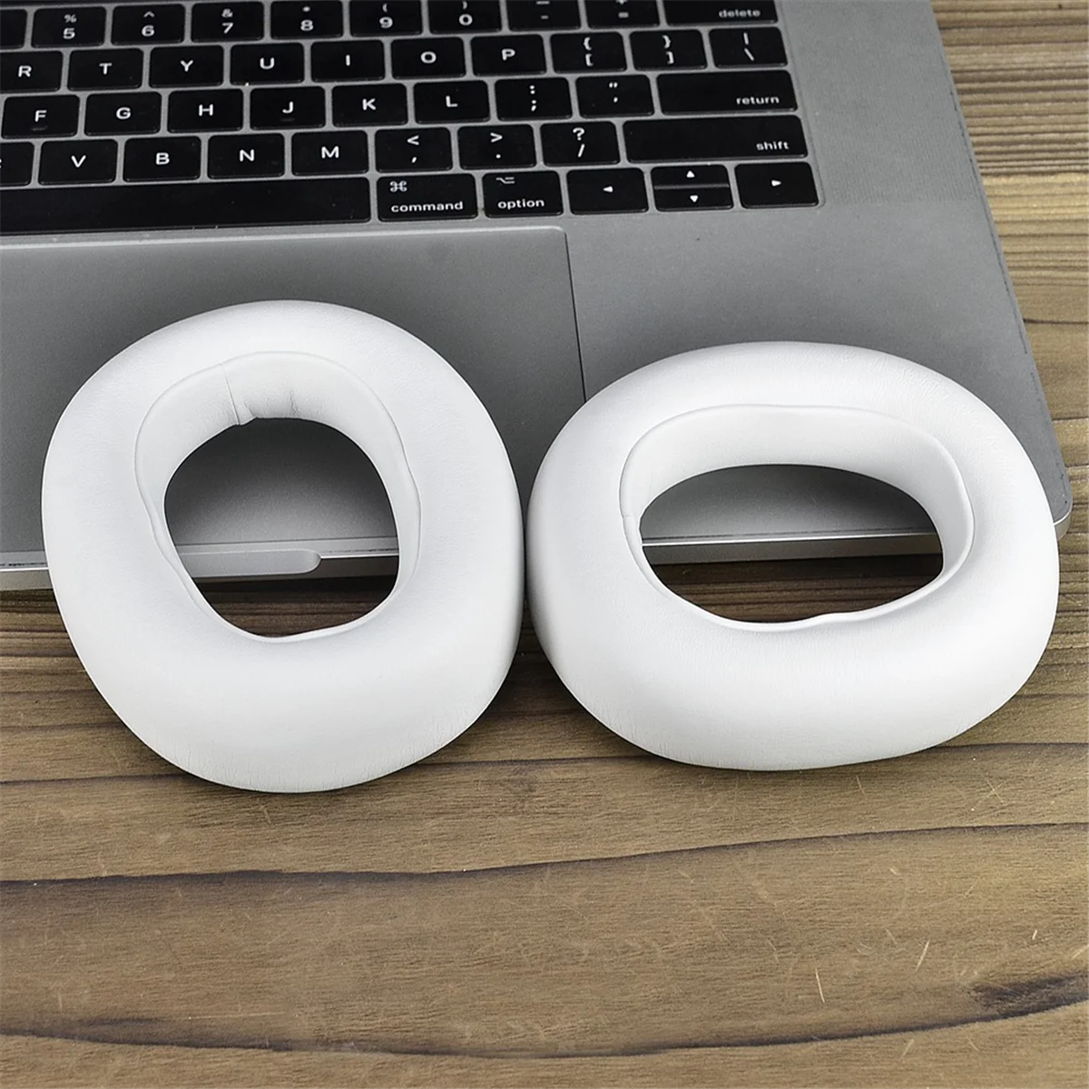 

Сменные амбушюры A14M для игровой гарнитуры G735. Простая установка, улучшенная звукоизоляция.