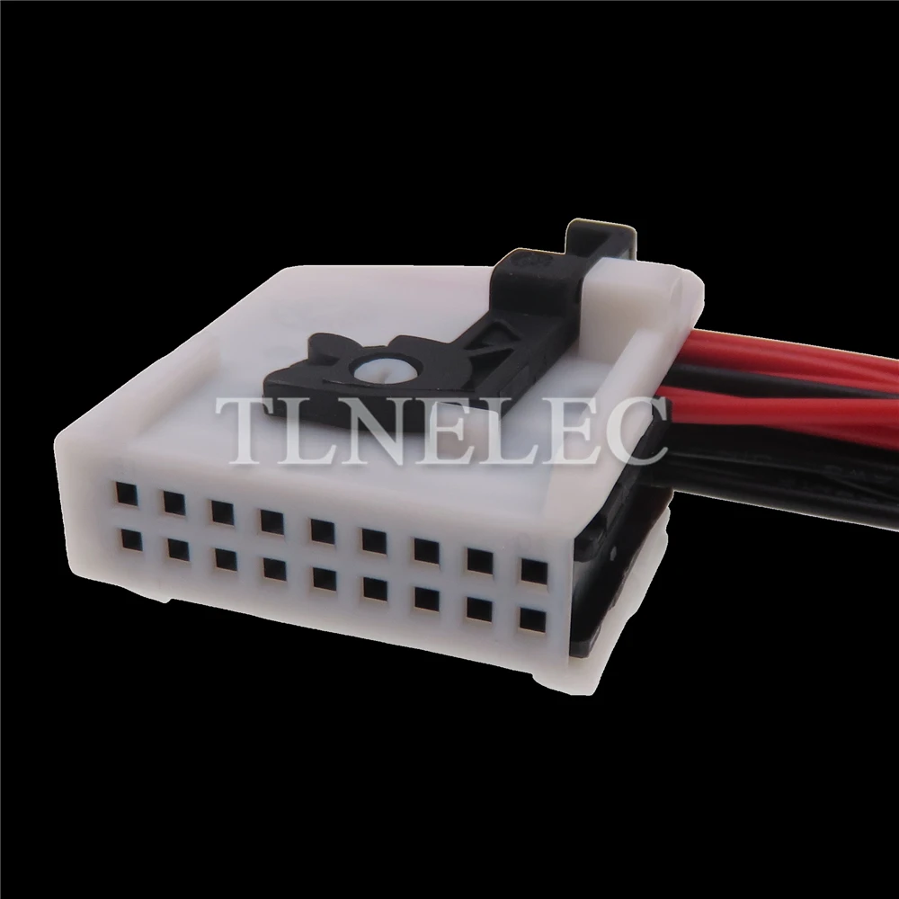 18 Pin Way Car Wire Cable Connector with Wires Miniature Auto Unsealed Socket 965778-1 1379100-2 2-967416-1 2-965777-1 8 364 656