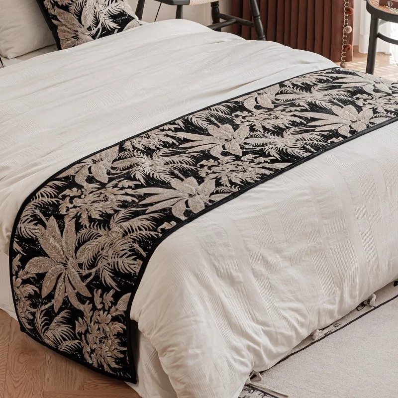 Luxury Black Golden Botanical Leaves Jacquard Bed Runner Elegant Textured Bed End Cover Premium Bed Scarf for Bedroom Home Decor view 3