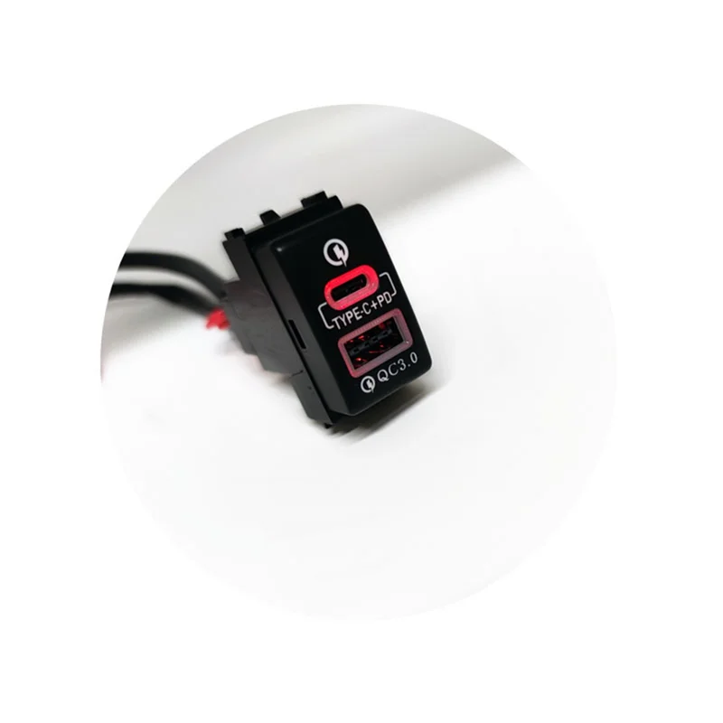 

TYPE-C PD QC3.0 Interface Socket Fast Charging Car Charger For Infiniti QX80 M35 G37 FX35 EX25 ESQ