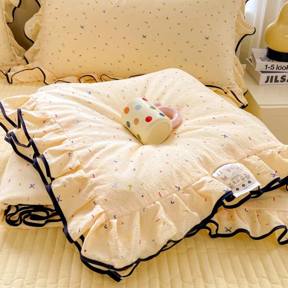 

Skin-Friendly Summer Cooling Quilt Soft Air Conditioning Thin Blanket Single/Double Washable Home Textile Princess Wind Style