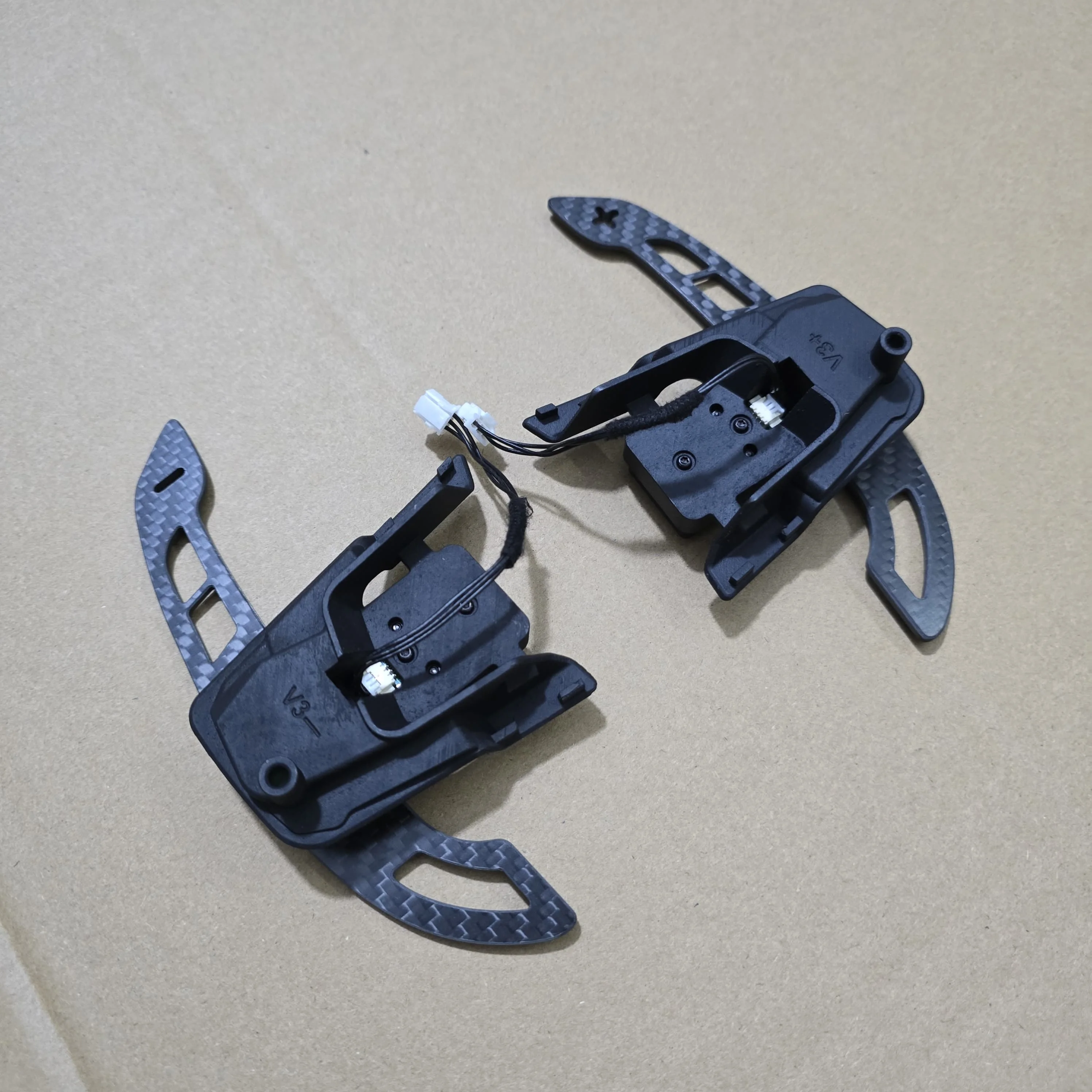 High Performance Carbon Fiber Magnetic Paddle Shifters For Volkswagen Golf 7 7.5 GTI GTD GTE R 2013-2020 Polo GTI Tiguan Passat