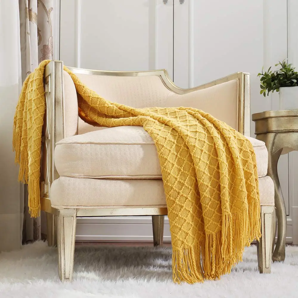 

Knitted Throw Blanket for Couch and Bed, Knit Decor Halloween Blanket with Tassel,Lightweight Farmhouse Warm Blankets and Throws