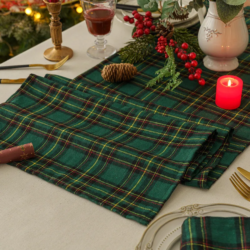 Christmas Green And Yellow Plaid Table Runner Home Hotel Tablecloth New Year Party Place Tablemat Napkin Coffee Table Cover