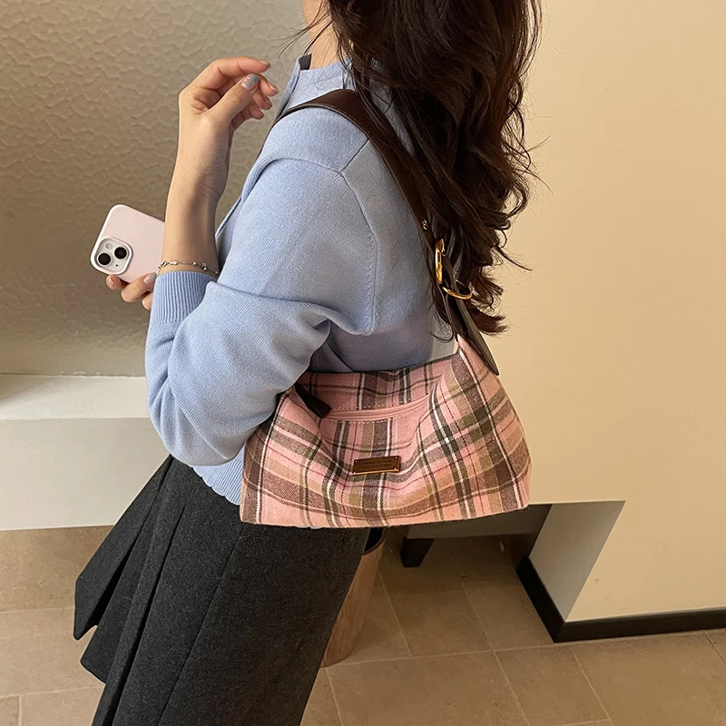 Retro Plaid Women's Hobo Bag Korean Sweet Preppy style Shoulder Underarm Bag Trendy Color Block Large Capacity Casual Bag Dating