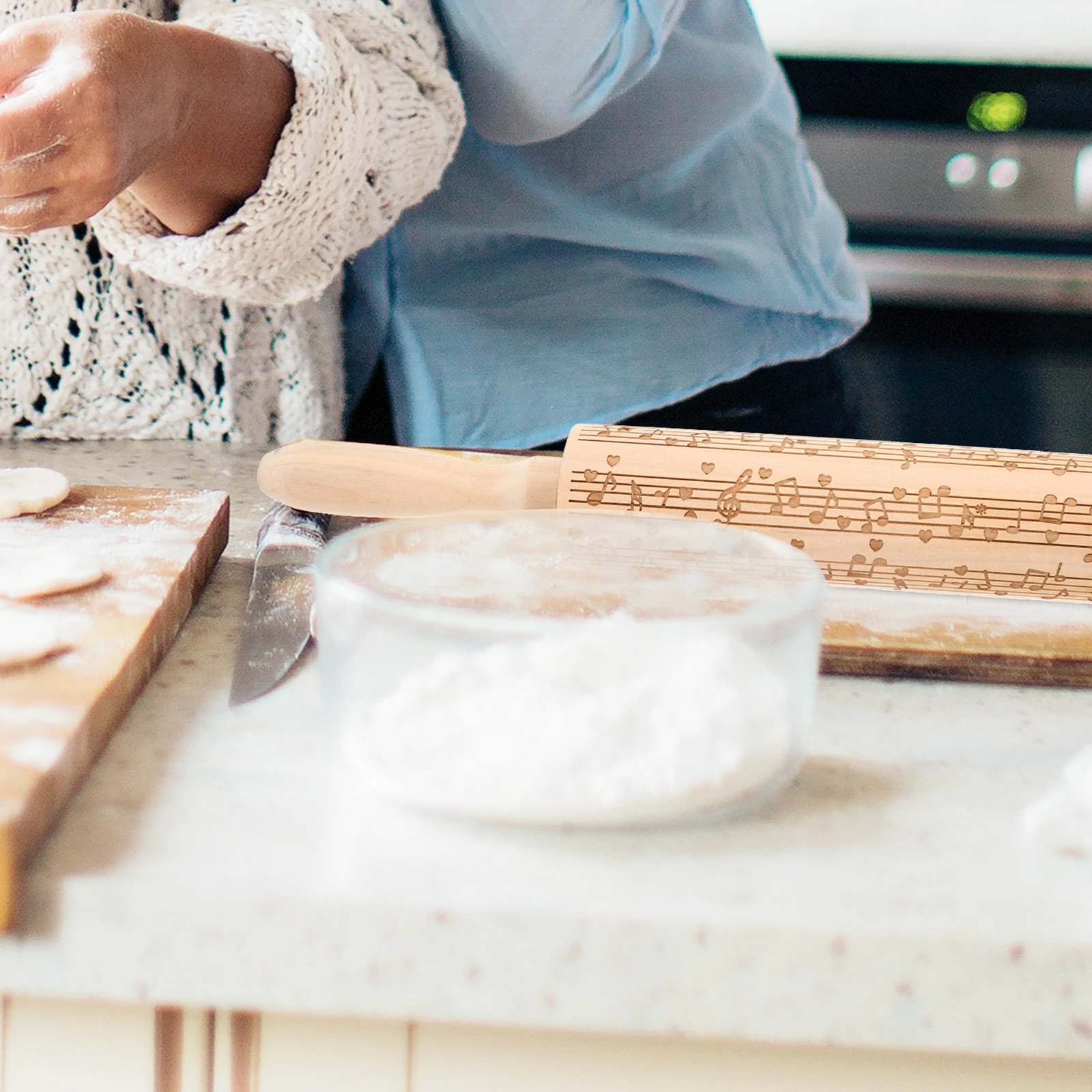 

Solid Wood Rolling Pin Non-Slip Wooden Handle Kitchen Tool Reusable Dough Roller for Baking Pasta Cookies Pizza