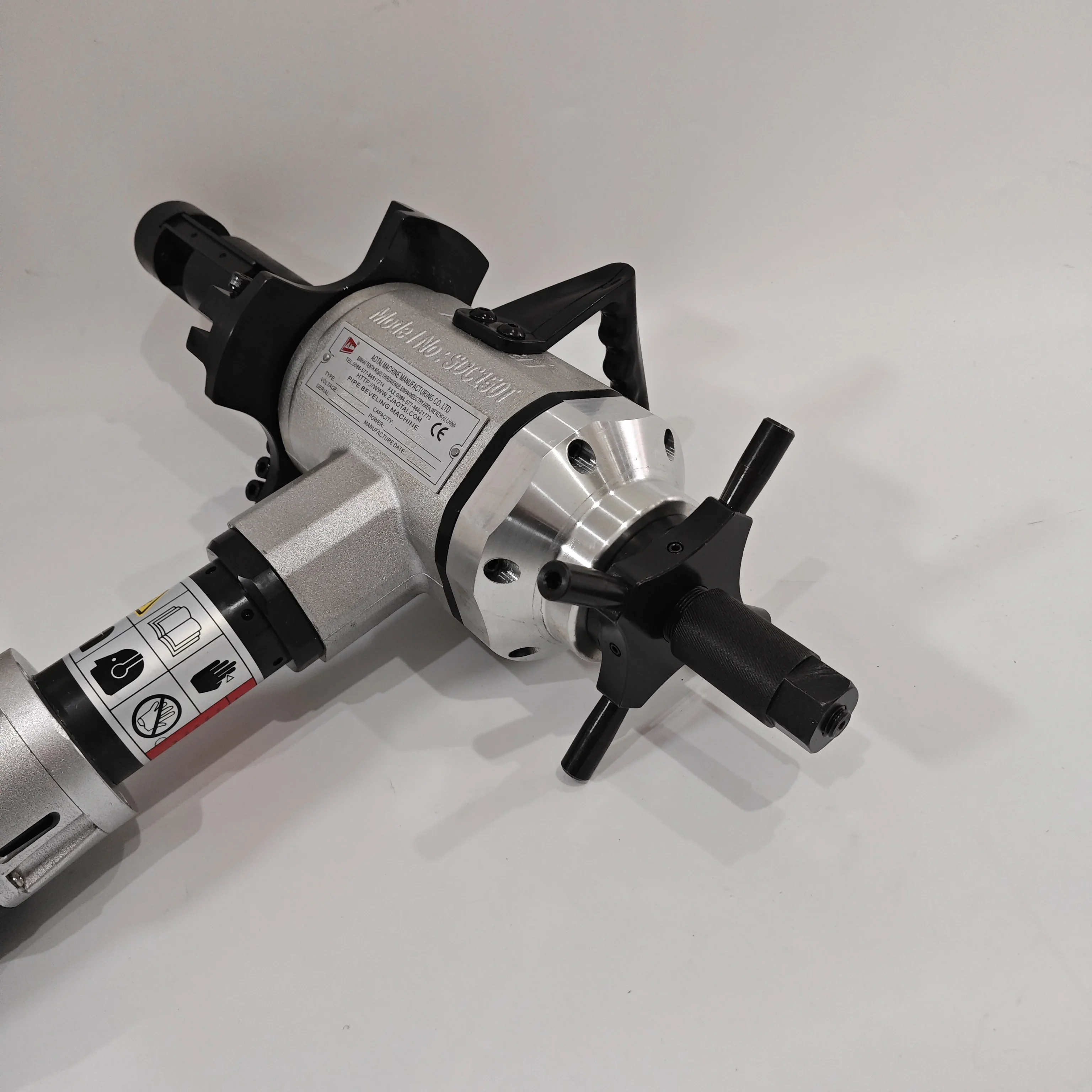 Máquina biseladora de tubos montada en identificación portátil eléctrica, biseladora de tubos 150T, 60-170mm
