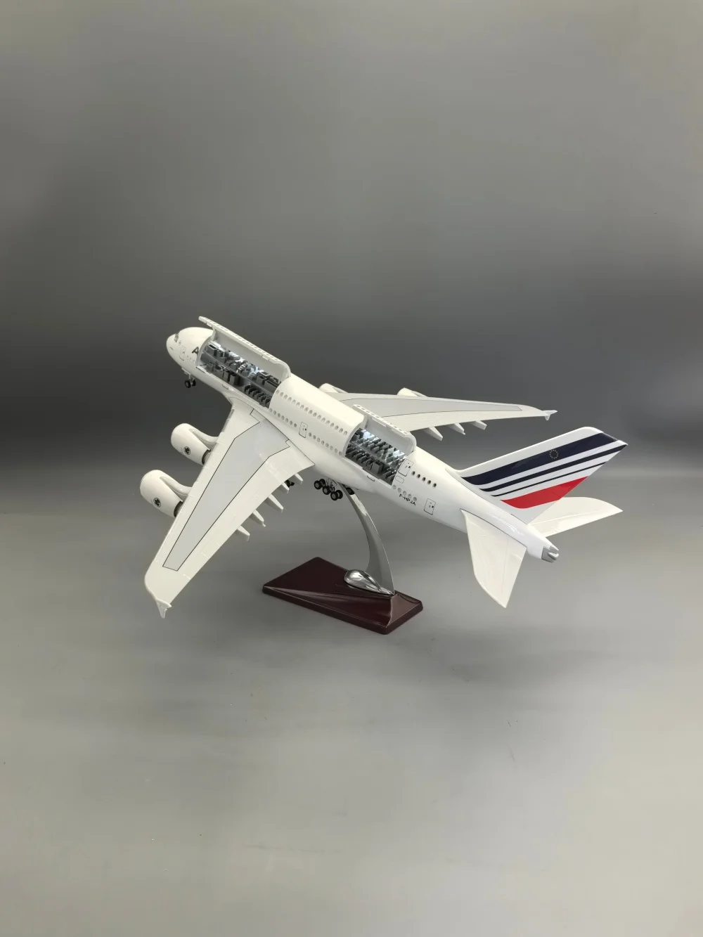 A380 France Airways 47cm Resin Diecast Airplane Model Kit With Lights And Double Door Aircraft Collectible Gift Desk Decoration