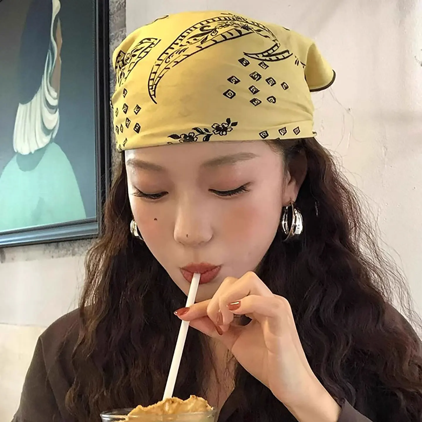 

Женский шелковый платок 55*55 см с узором «Желтый цветок кешью», премиум-класса, квадратный, для шеи, в стиле Y2K, популярный в 2026 году