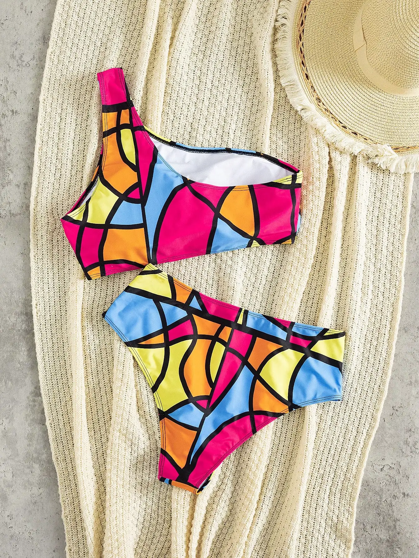 

Women One Shoulder Colorful Geometric Print Bikini Set