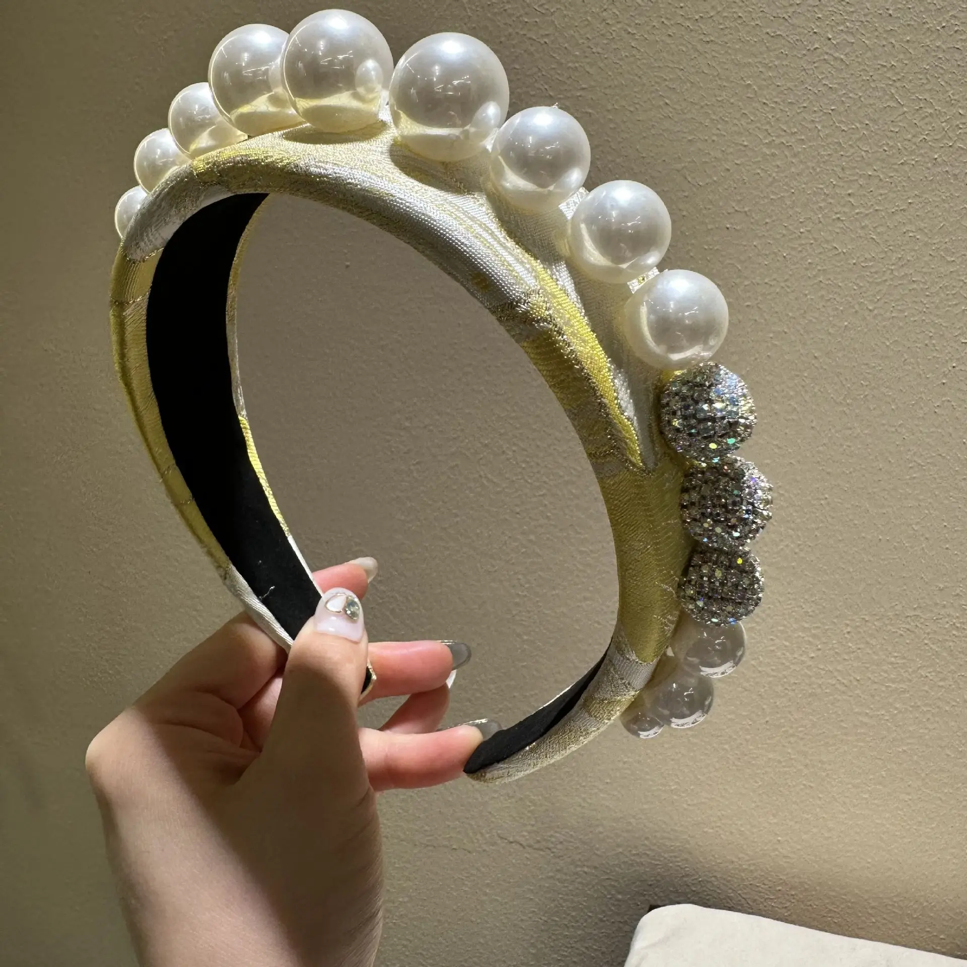 

Pearl Headbands Wide Hair Hoop with Pearls Elegant White Pearl Head Band Headwear Hair Hoop Wedding Hair Accessories for Women