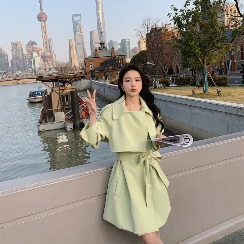 

Осенний стиль, женский плащ, короткое пальто, корейский приталенный модный индивидуальный миниатюрный топ, Новое поступление 2025 г.