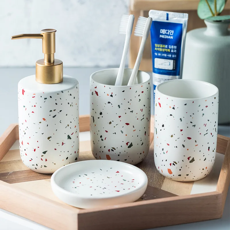 European Painted Ceramic Mouthwash Cup Soap Dispenser Disinfectant Shampoo Separate Bottling Bathroom Accessories Soap Dish Home