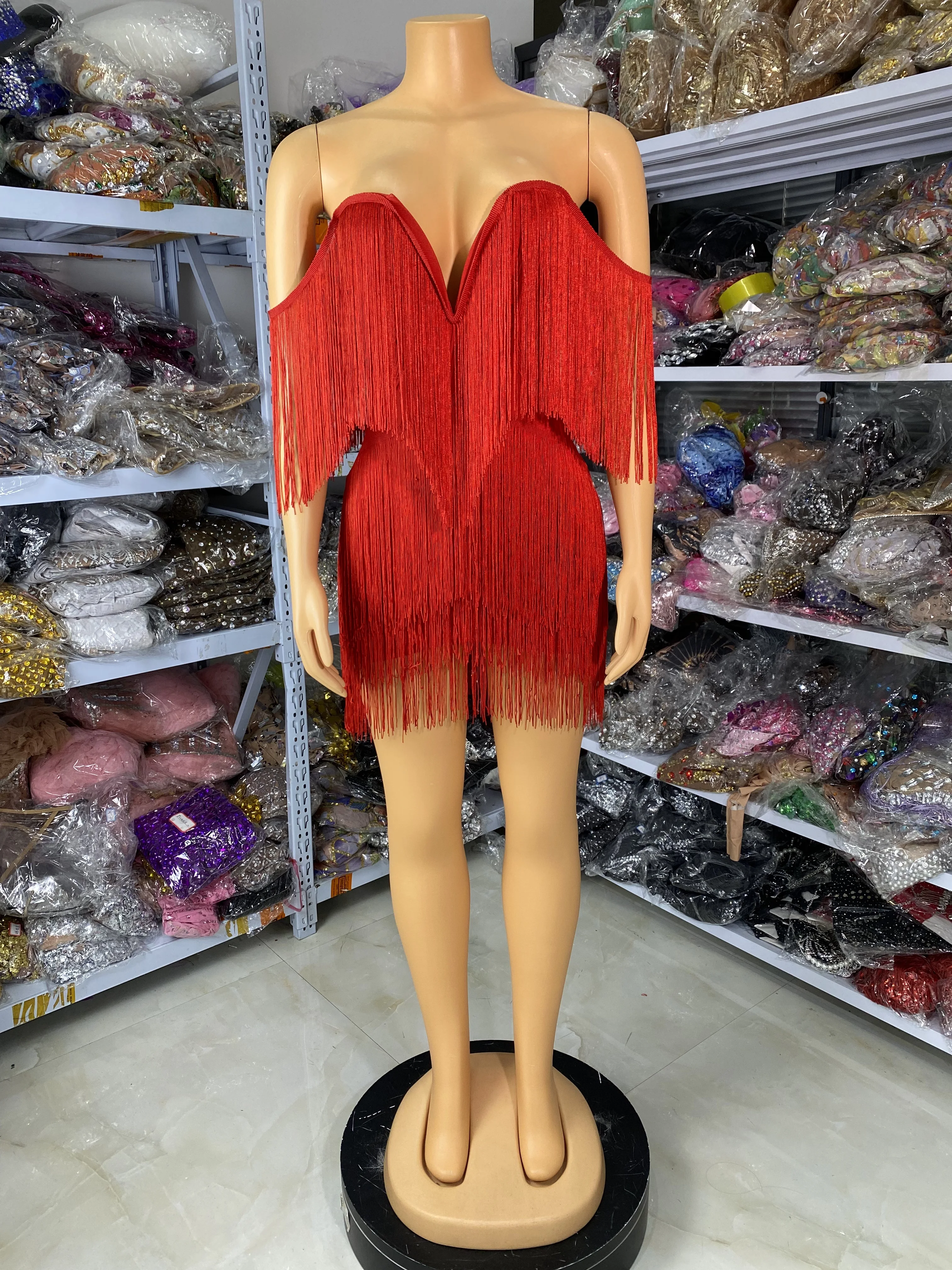 Femmes rouge frangé pansement moulante Mini robe épaules nues broderie célébrité soirée Club robes de soirée discothèque Gogo Costume