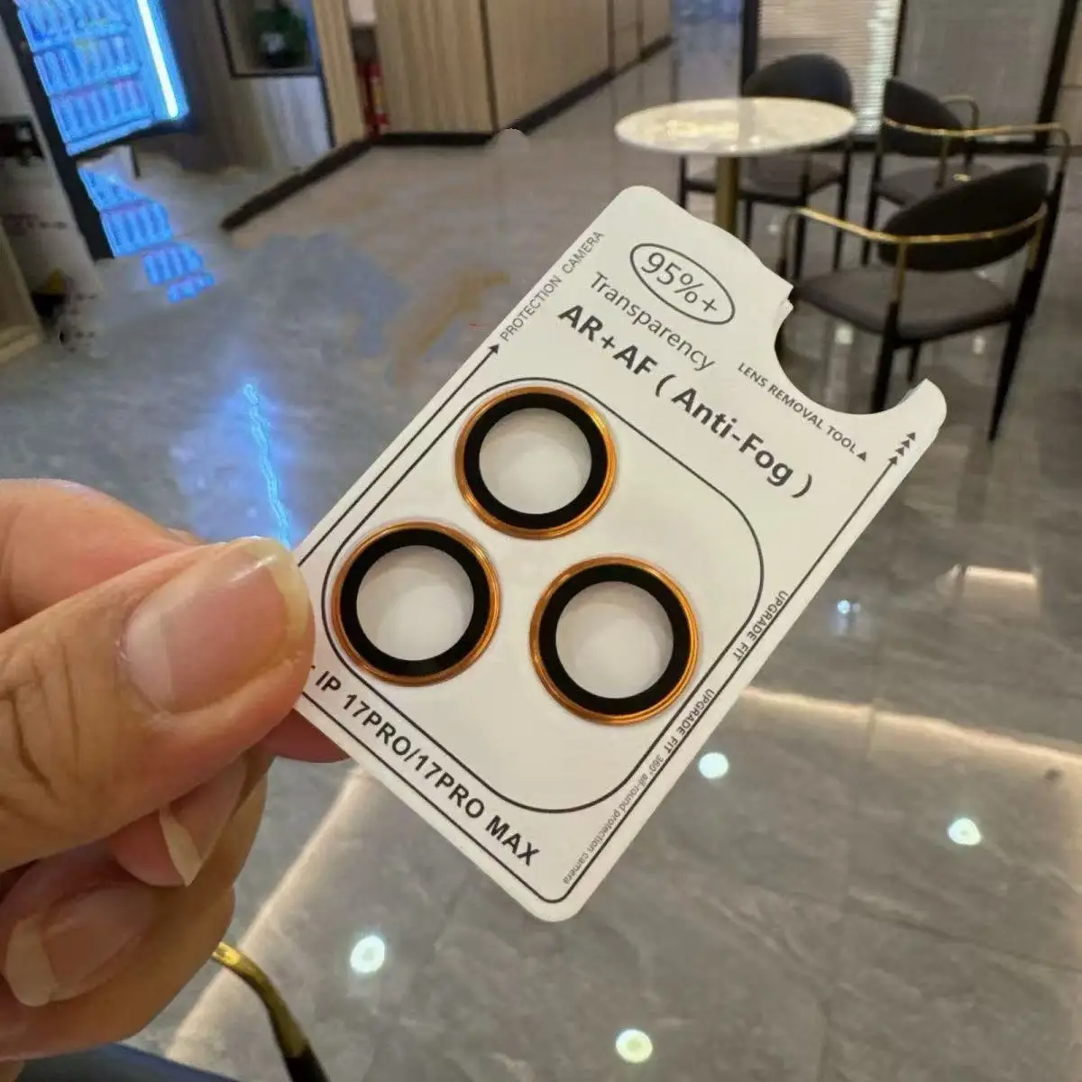

Высококачественная защитная пленка для объектива с мгновенной фиксацией для iPhone 16, 17 Pro Max, 15, 14. Обладает системой позиционирования, функциями AR/AF и защитной пленкой для объектива.