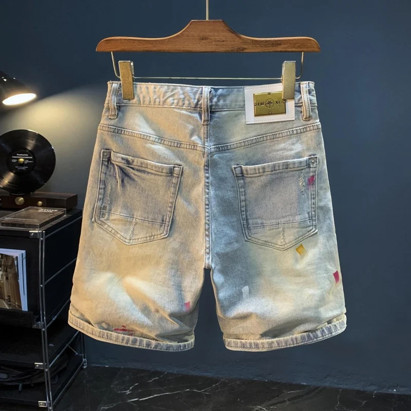 Light-Colored Thin Denim Pants with Vintage Graffiti Pattern for Men, Classic American High Street Summer Style, Knee-Length, Ca
