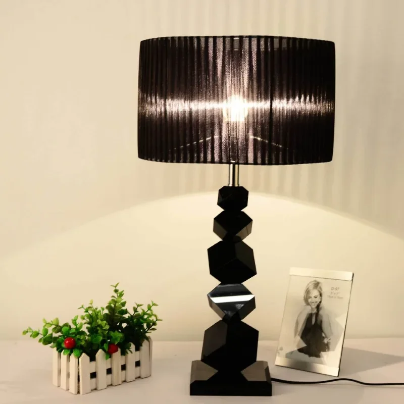 GHJUYIOL lampu meja kristal, lampu meja kamar model minimalis dan modis Amerika Modern