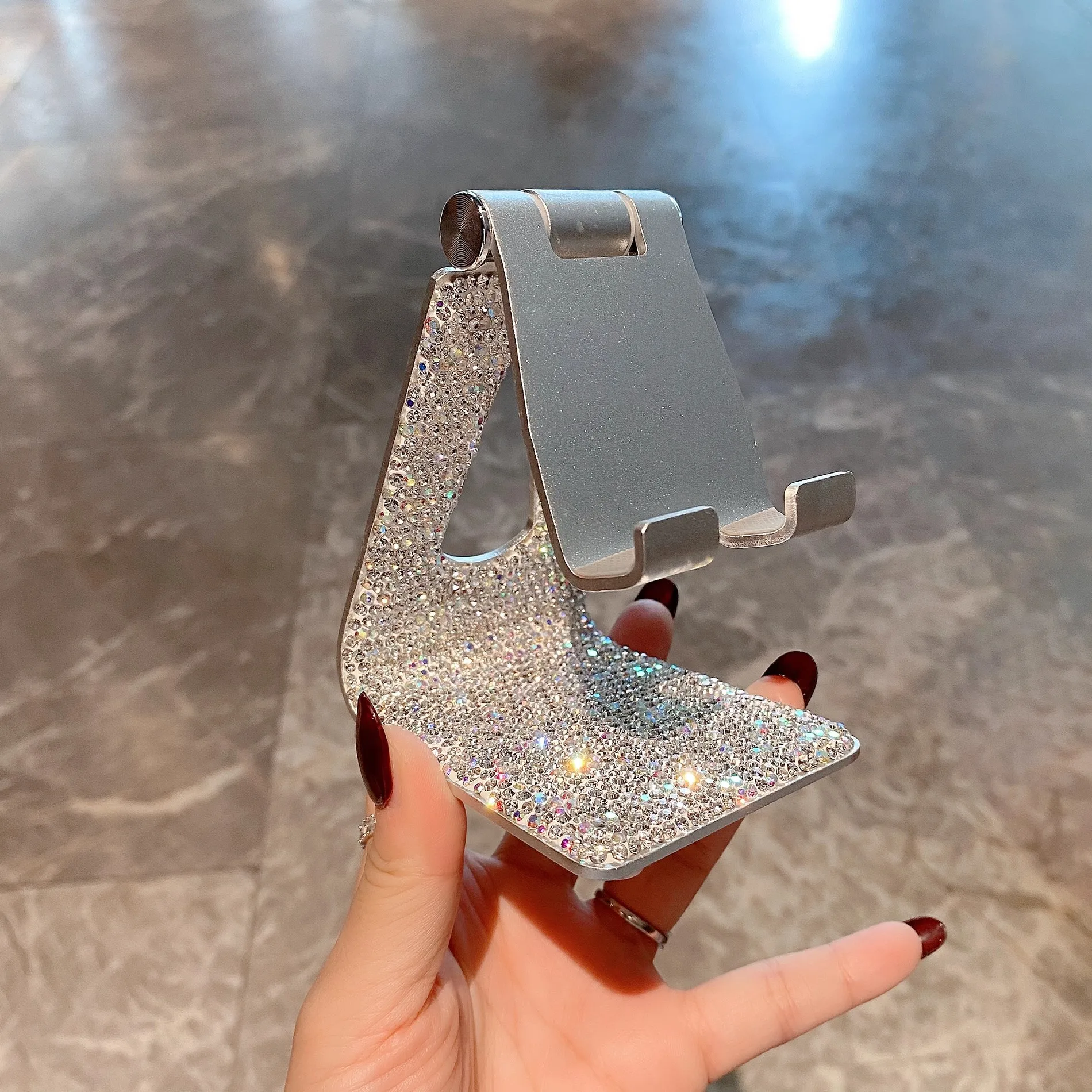 Bling Rhinestone Mobile Phone Holder Foldable Cell Phone Holder for IPhone Phone Metal Stand Desk Live Office Learn Tool