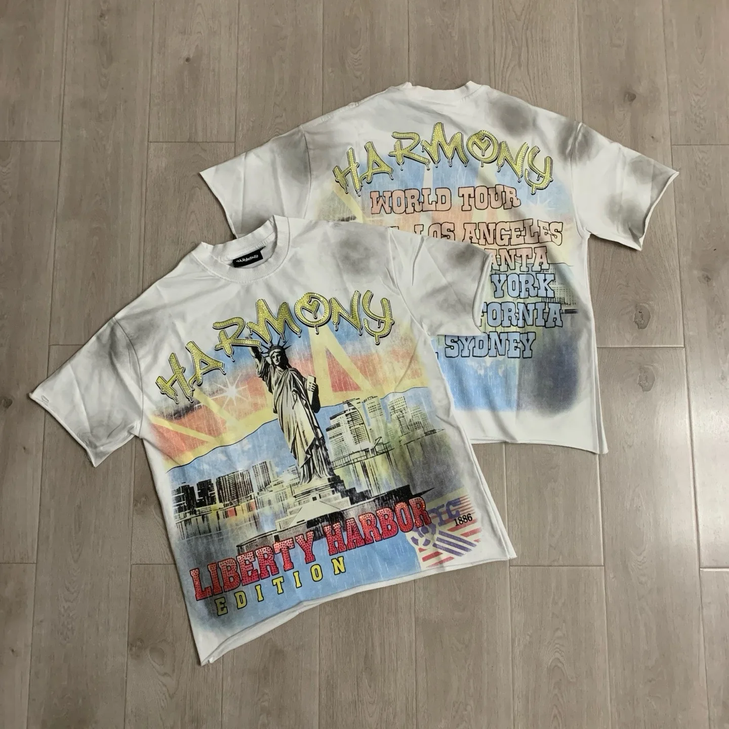 Harmony Trendy Spider Beaded Short-Sleeved T-Shirt - Perfect for Summer Streetwear for Both Men and Women