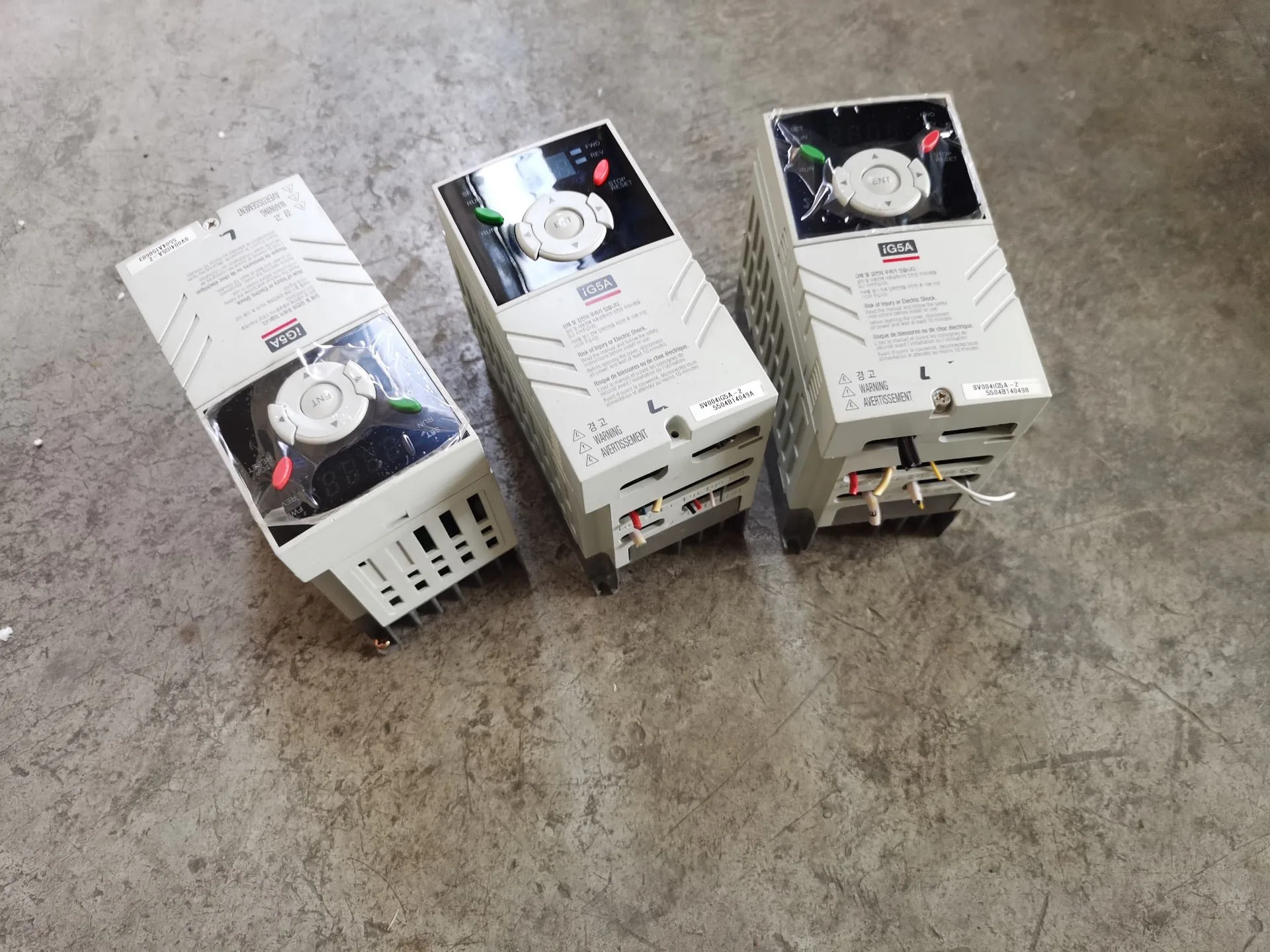 SV004iG5A-2 وحدة تحكم العاكس 0.4KW 220V ل LS SV004iG5A-2