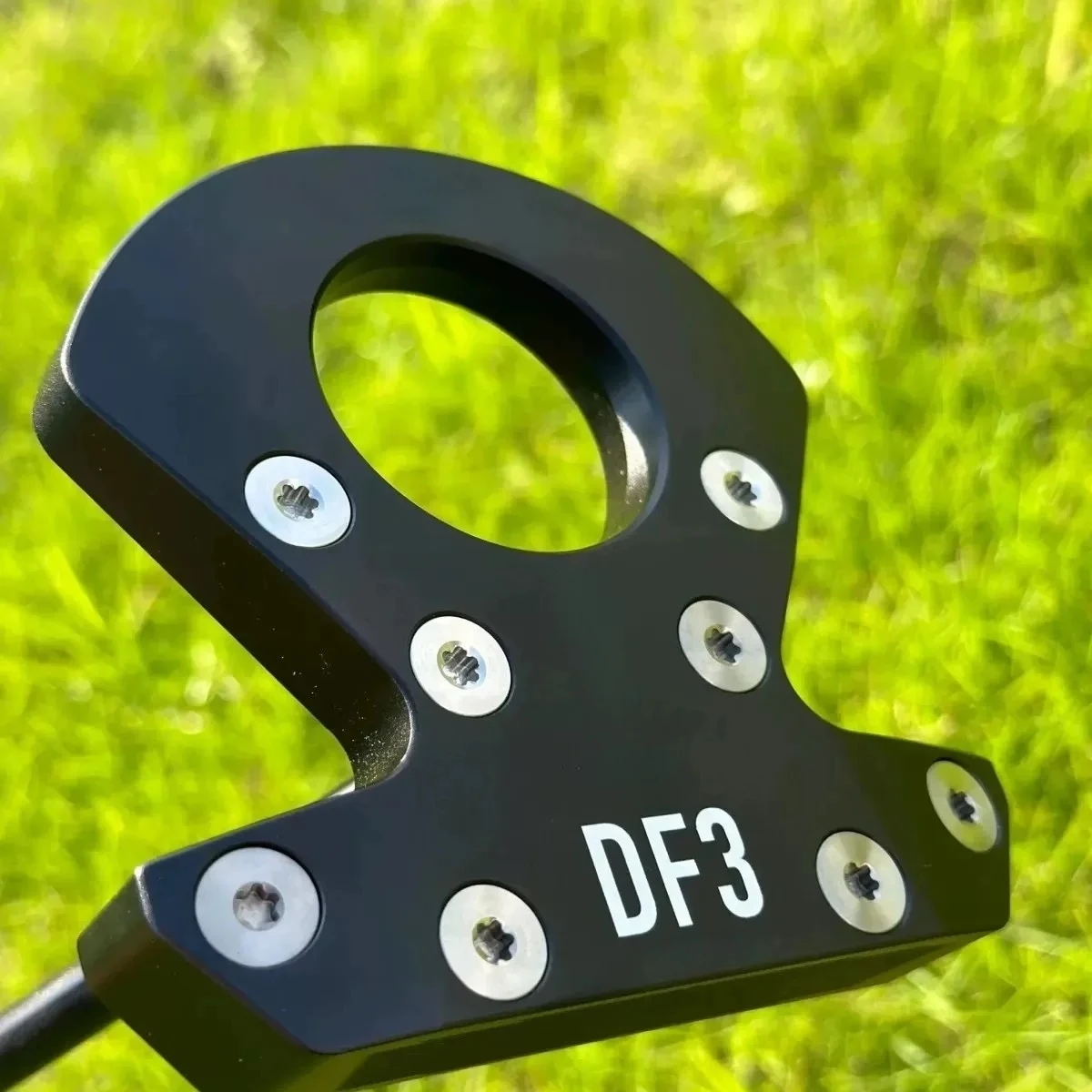 

DF3 Mallet Putter: CNC 6061 Aircraft Aluminum, Lie Angle Balanced face & Tungsten weights for zero-torque stability and pure