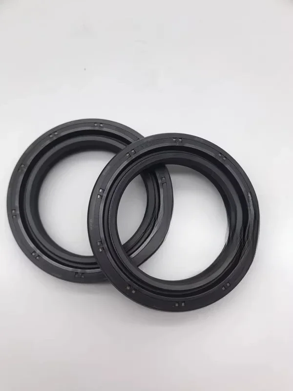 

Excavator accessories Hydraulic pump main and auxiliary shaft skeleton oil seal ZX200/240/250/210/270/230