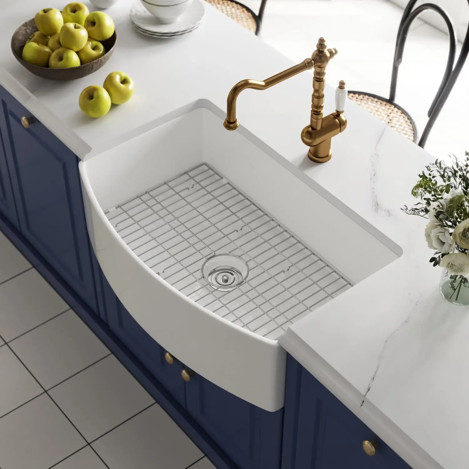 33'' L x 21'' W Fireclay Single Bowl Kitchen Sink Grove Arch Edge Curved Apron Front Farm Sink White Farmhouse Kitchen Sink