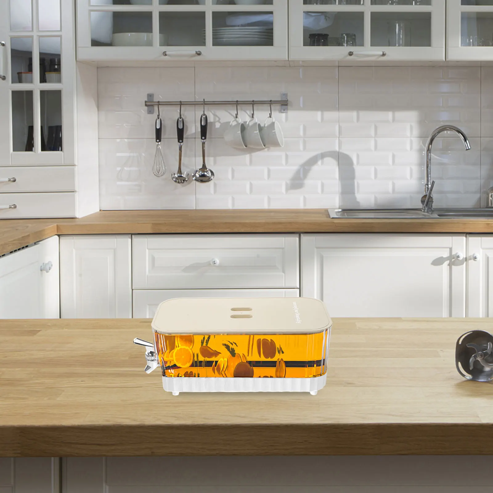 

Cold Brew Juices Dispenser Large Capacity Plastic Drink Dispenser Spigot Lid Beverage Container for Home Party Bar