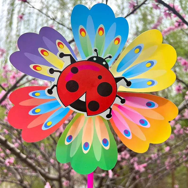 1 Stuks Cartoon Bloemvormige Insect Handheld Windmolen Huis Tuin Decoratie Wind Spinner Zweefmolen Yard Decor Outdoor Kid Speelgoed