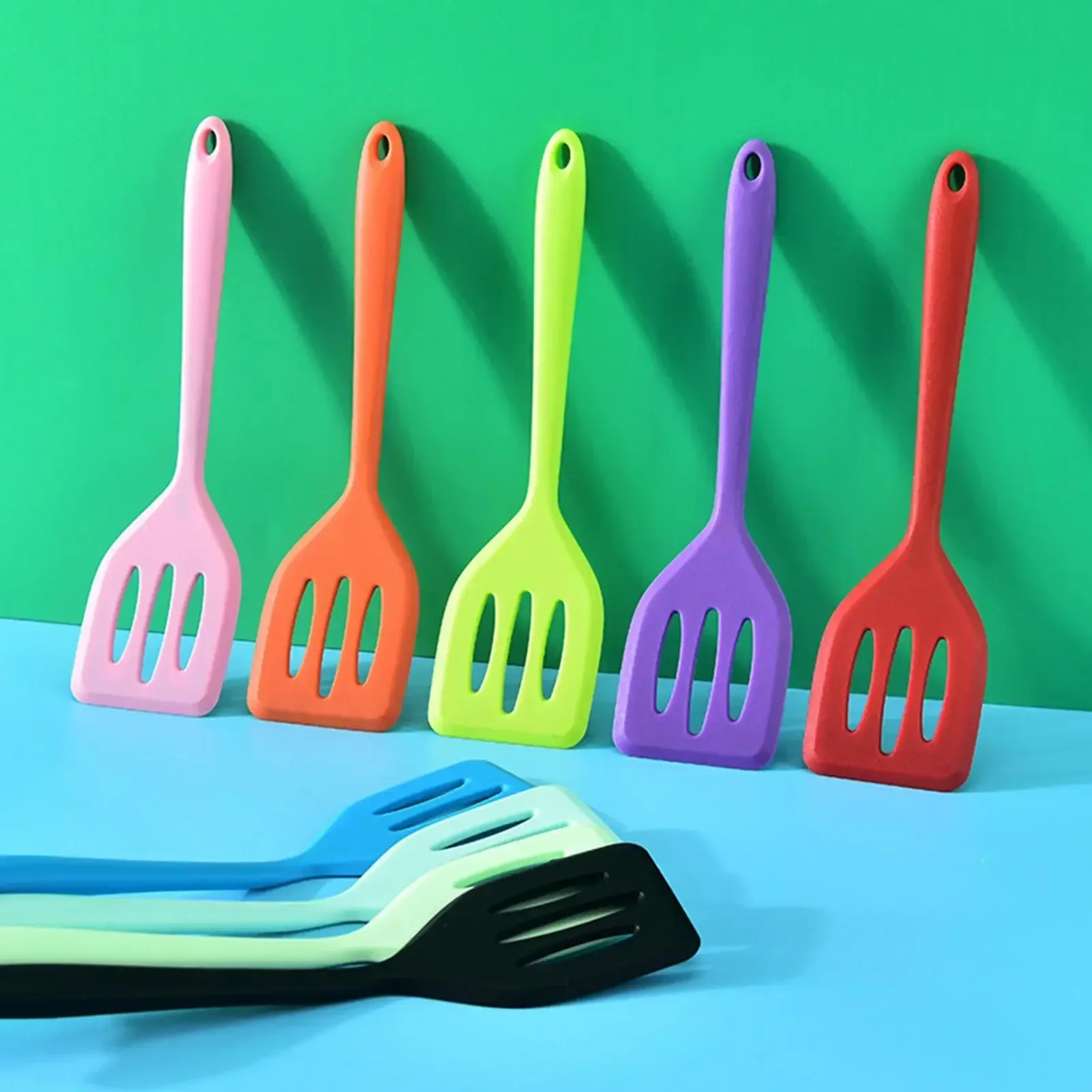 Useful Silicone Turner Kitchen Cooking Tools Non-Stick Cooking Spatula Pancakes Frying Pan Shovel Silicone Cooking Utensils