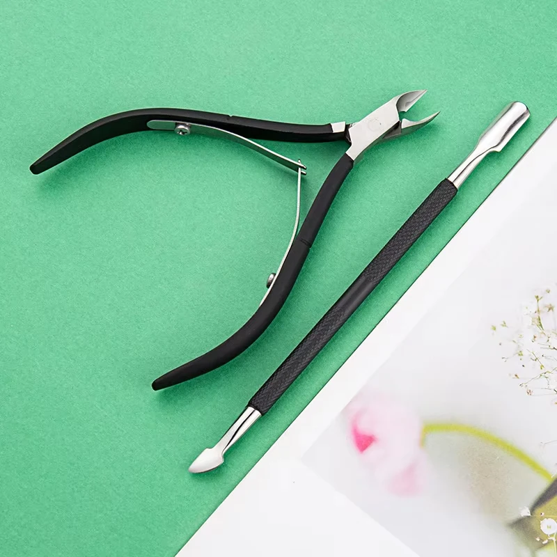 

2 шт./компл., кусачки для кутикулы ногтей с толкателем омертвевшей кожи, маникюрные ножницы для педикюра, кусачки для кутикулы, триммер, набор инструментов, черный