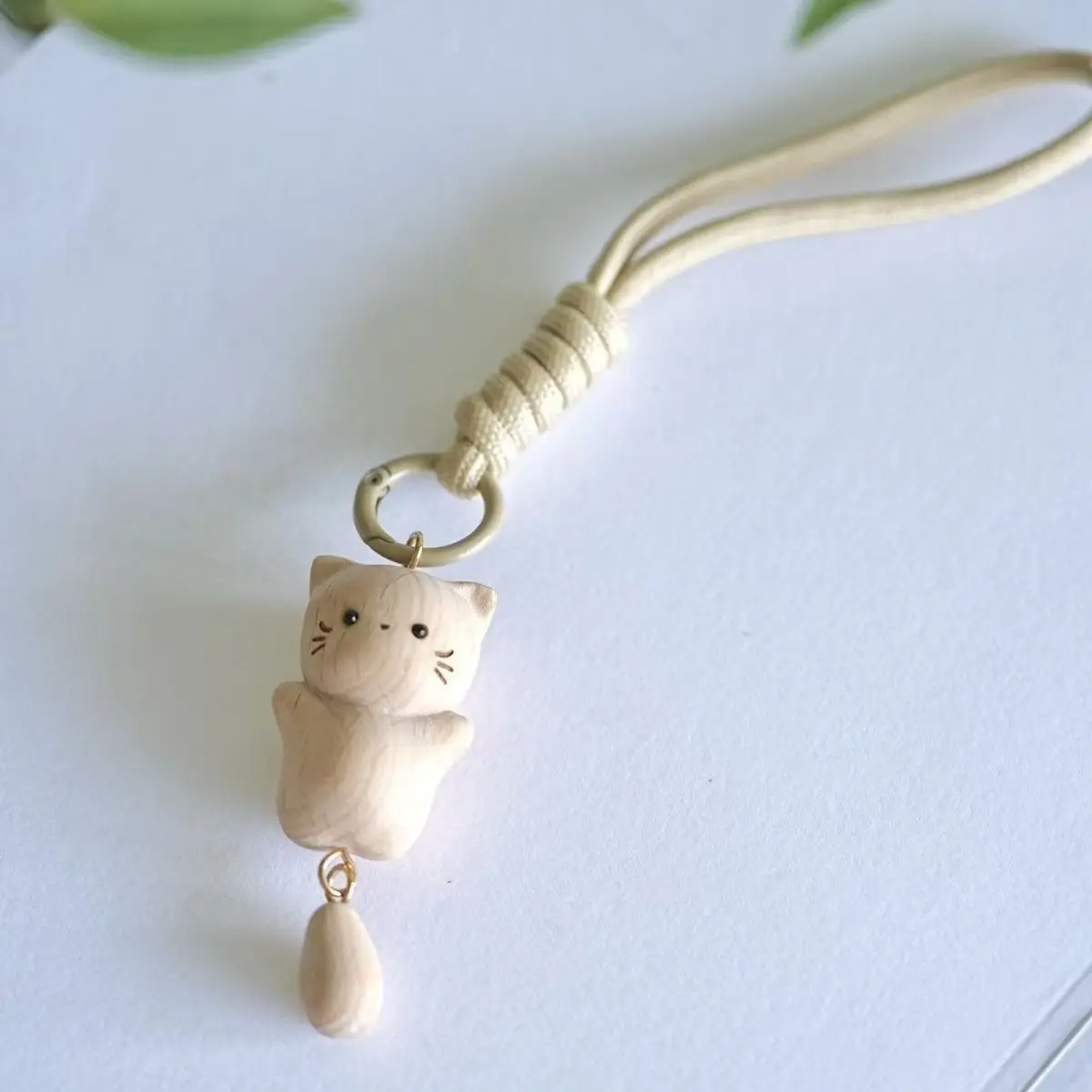 Beech Creative Engraving Lucky Tail Flick Water Drop Cat Keychain Pendant Wooden Cute Bag Hanging Jewelry