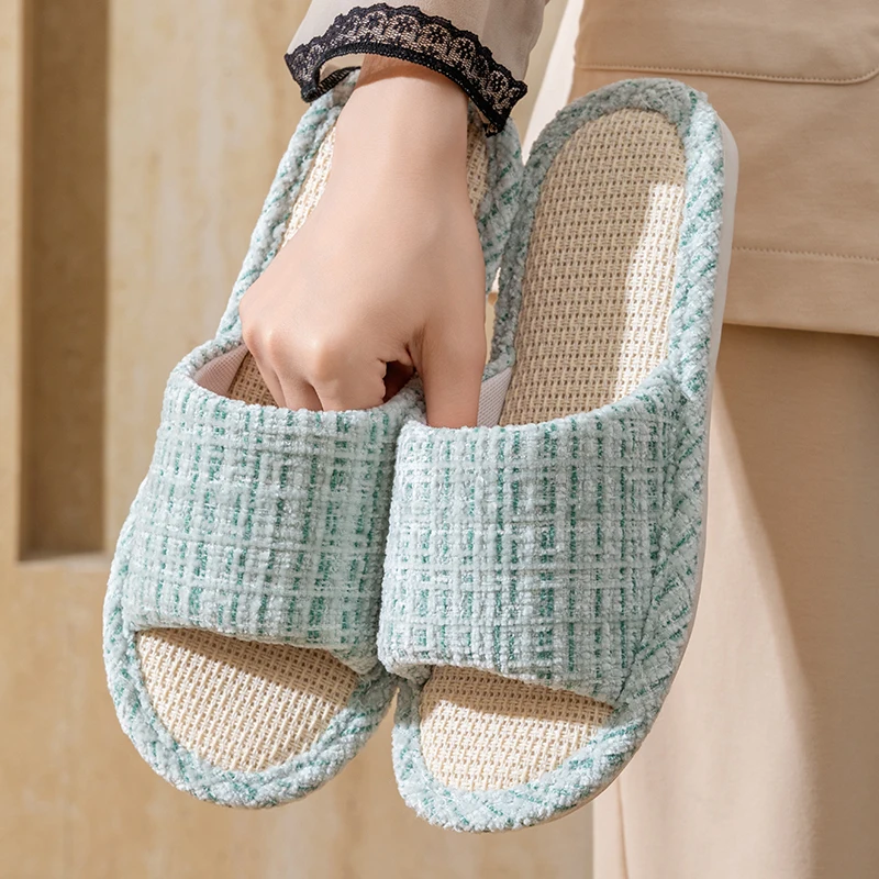 

Lines slippers for women in summer home, comfortable, refreshing, breathable, not easy to collapse, anti-slip, cool, smooth
