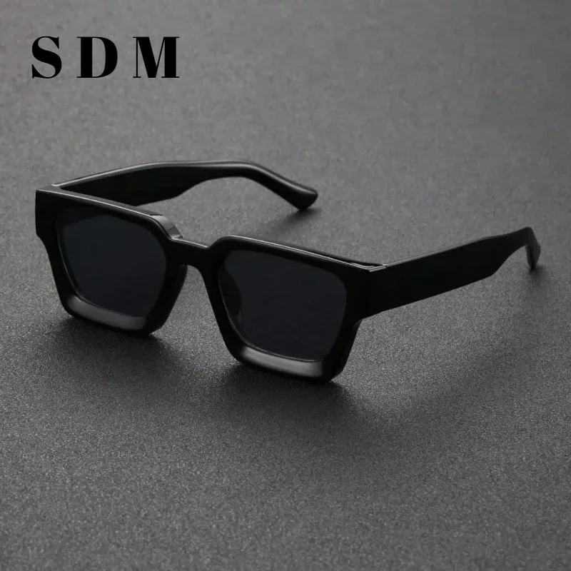 

1PC Unisex Plastic Fashion Square Frame Sunglasses For Street Photography And Beach Trips Driving AccessoriesKV