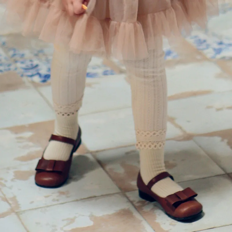 

Осенние леггинсы для маленьких девочек, однотонные леггинсы для маленьких девочек в вертикальную полоску, детские колготки с эластичной резинкой на талии