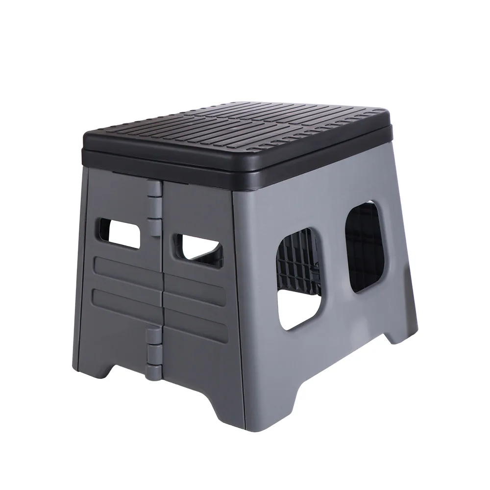 مرحاض PP محمول قابل للطي خفيف الوزن ومتعدد الوظائف في الهواء الطلق مع غطاء مرحاض شاحنة قابلة للطي متينة