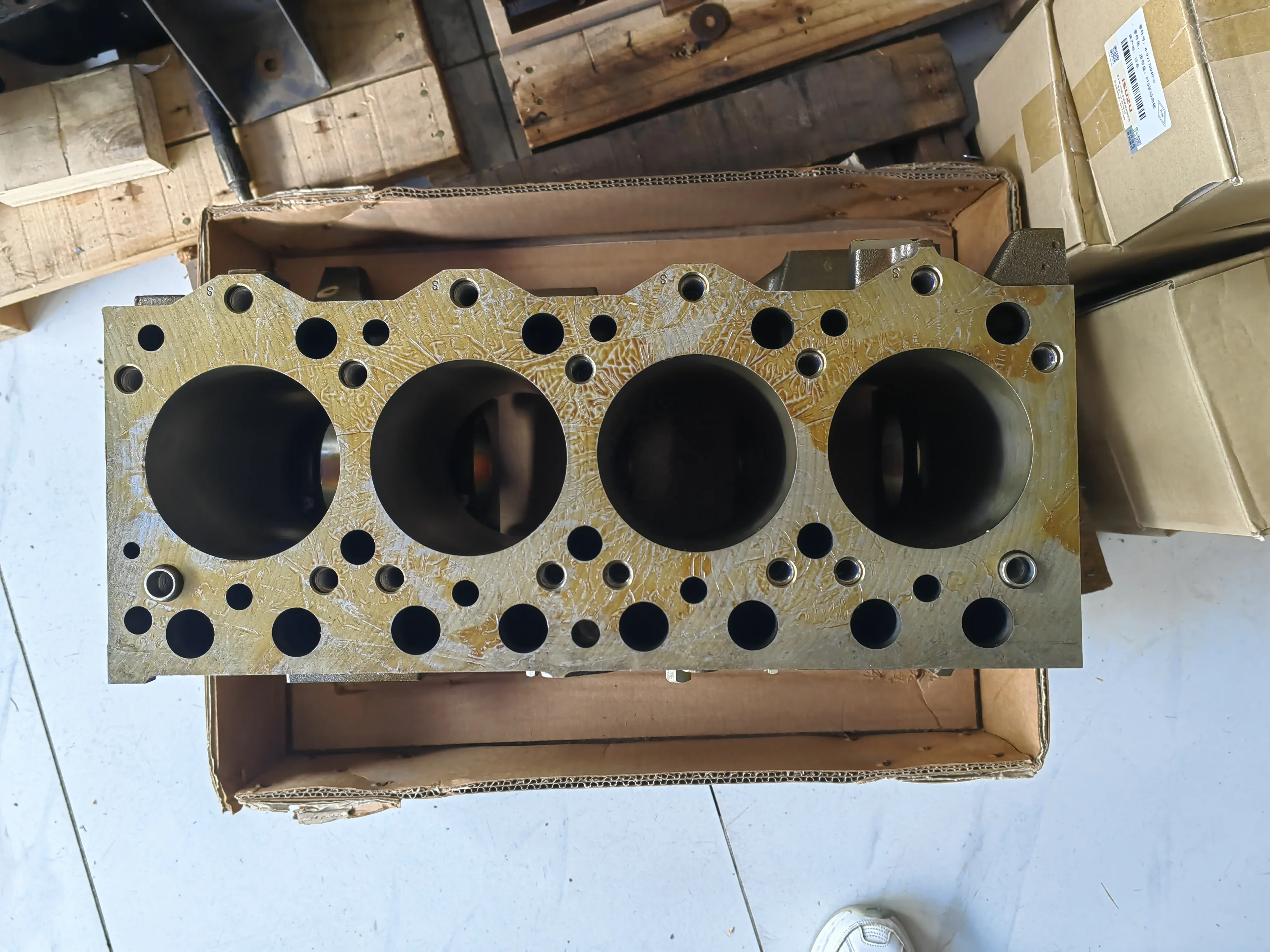 

Высокое качество, новый оригинальный заводской экскаватор PC130-7 4D95L, блок цилиндров двигателя 6205-21-1504, детали двигателя