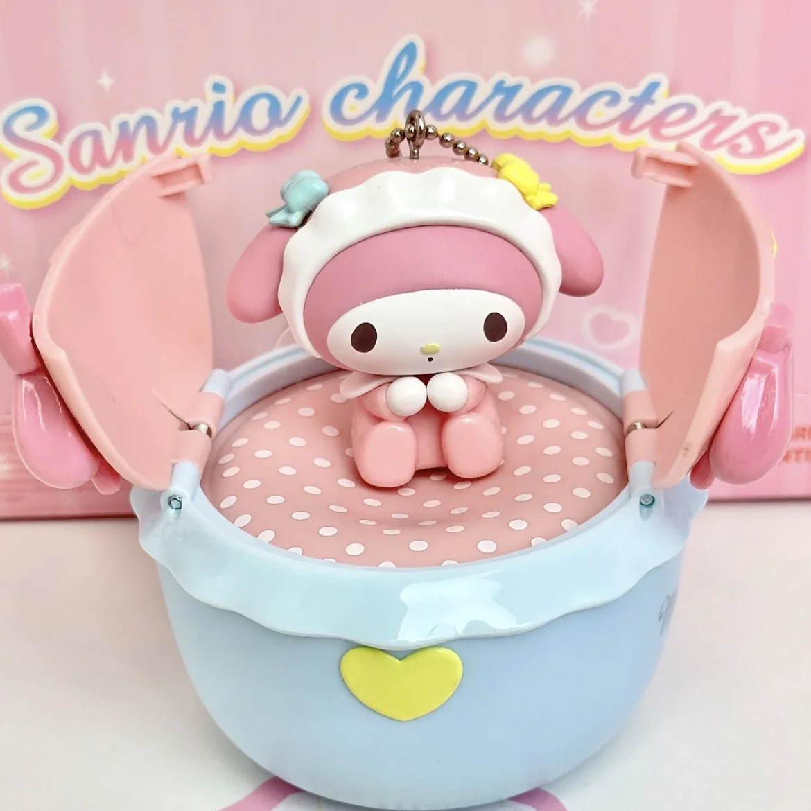 Seria zawieszek dla niemowląt Sanrio, modne zabawki, figurki w pudełkach niespodziankowych, Kulomi, Melo, Tipacha, pies Cynamon, gadżety i prezenty.