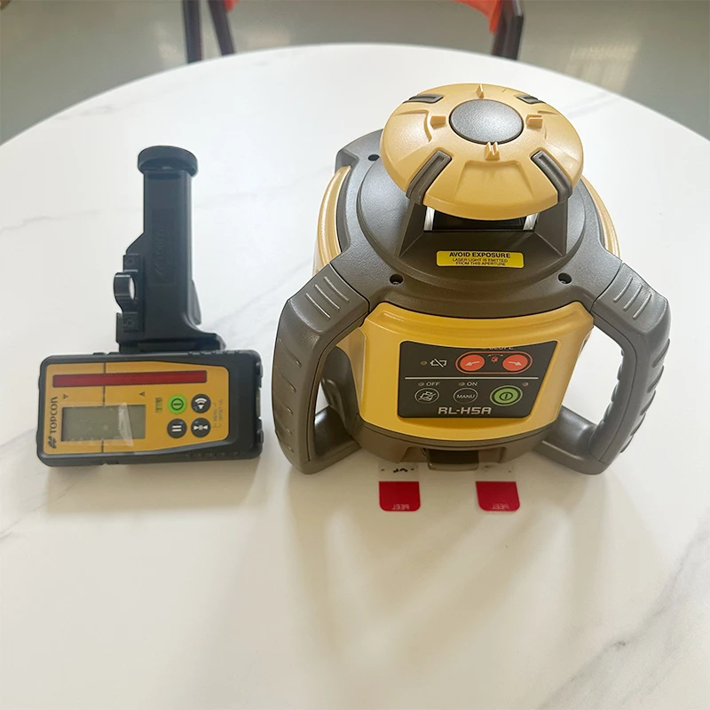 

Line Level With Vertical And Horizontal Projection For Flooring And Ceiling Work Level