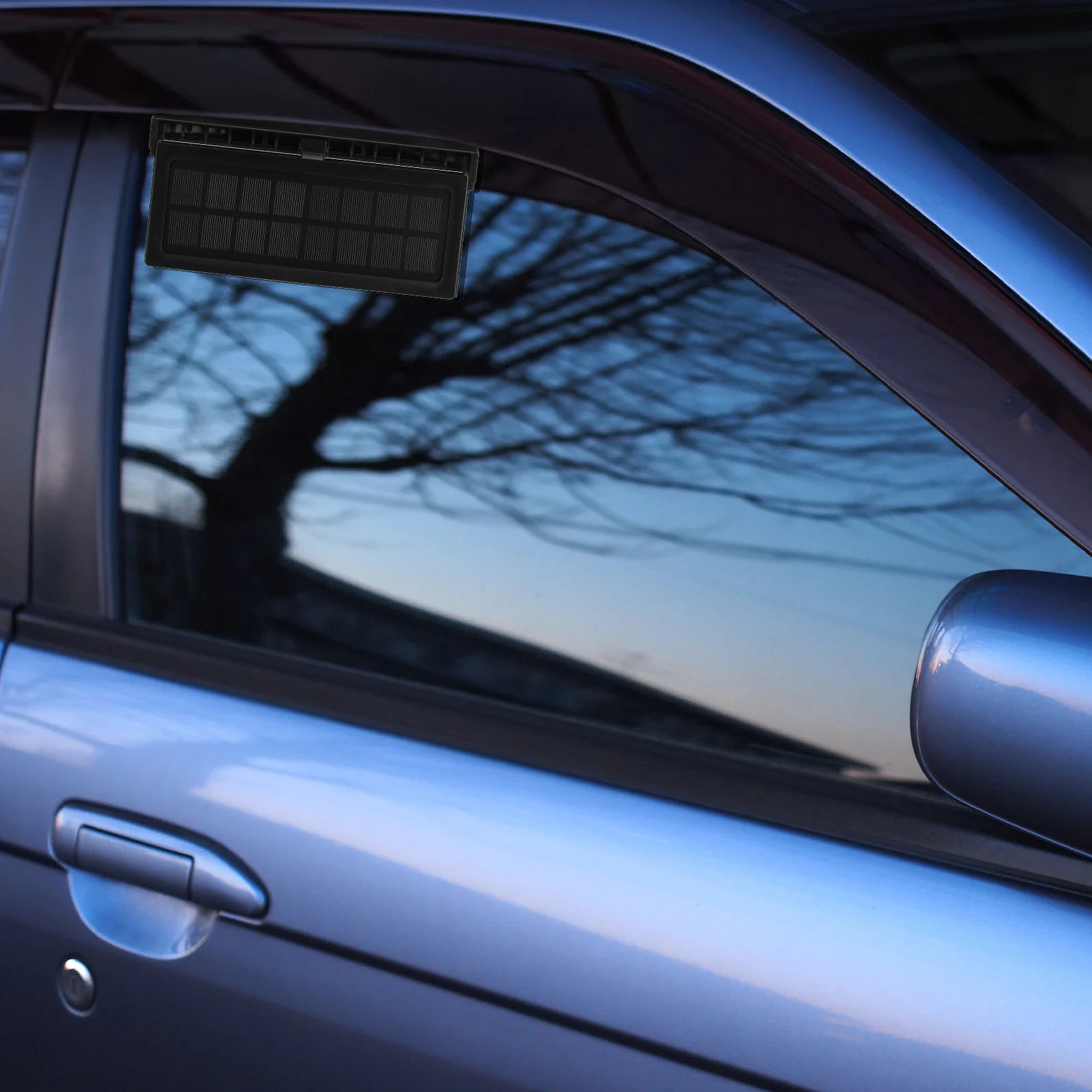 

Solar Powered Car Window Fan with Triple Head Design 4500Rpm Fast Cooling Ventilation for Cars Suvs Taxis Efficient Heat