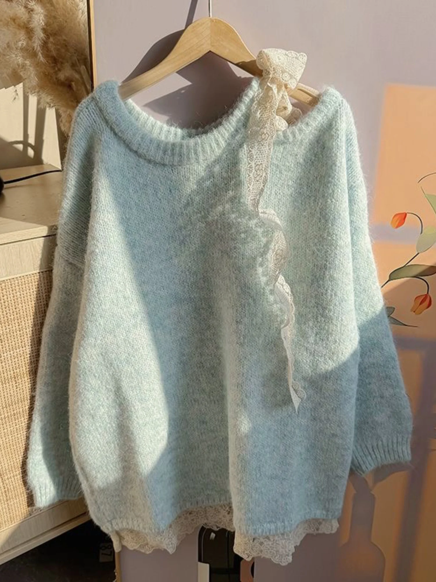 سترة نسائية محبوكة ناعمة مرقعة من الدانتيل، بلوزة فضفاضة ولطيفة باللون الأزرق الفاتح، مناسبة للربيع والخريف والشتاء للارتداء اليومي/التنقل/التسوق/ملابس الحفلات ذات الطراز الجميل #1