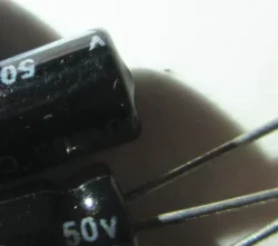 Surface-mount direct-insert electrolytic capacitor: 4.7UF, 50V, size 5*1