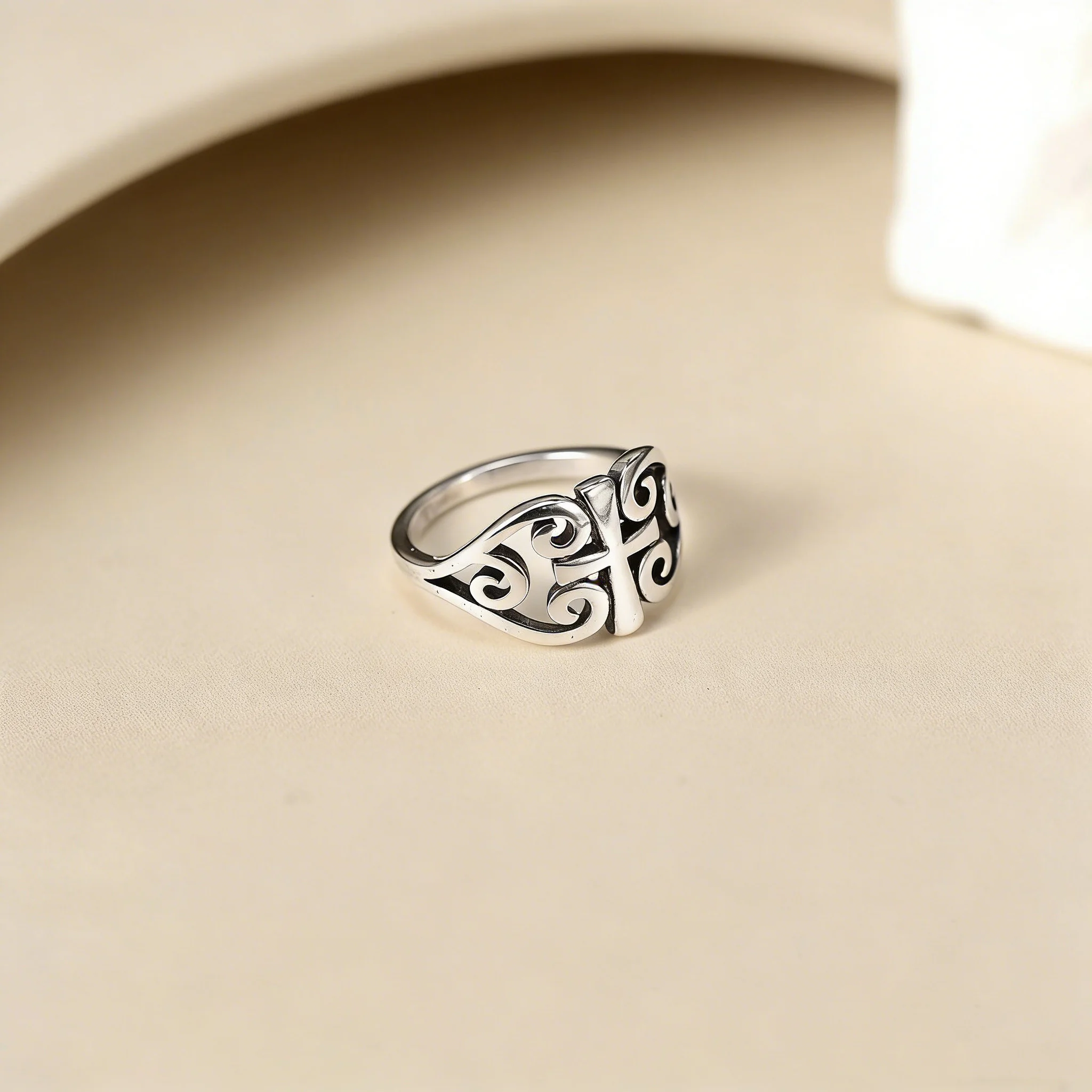 S925 Sterling Silver Scroll Cross Ring， Romantic and Cute Gift for Girls,Valentine's Day gift,Mother's Day gift.