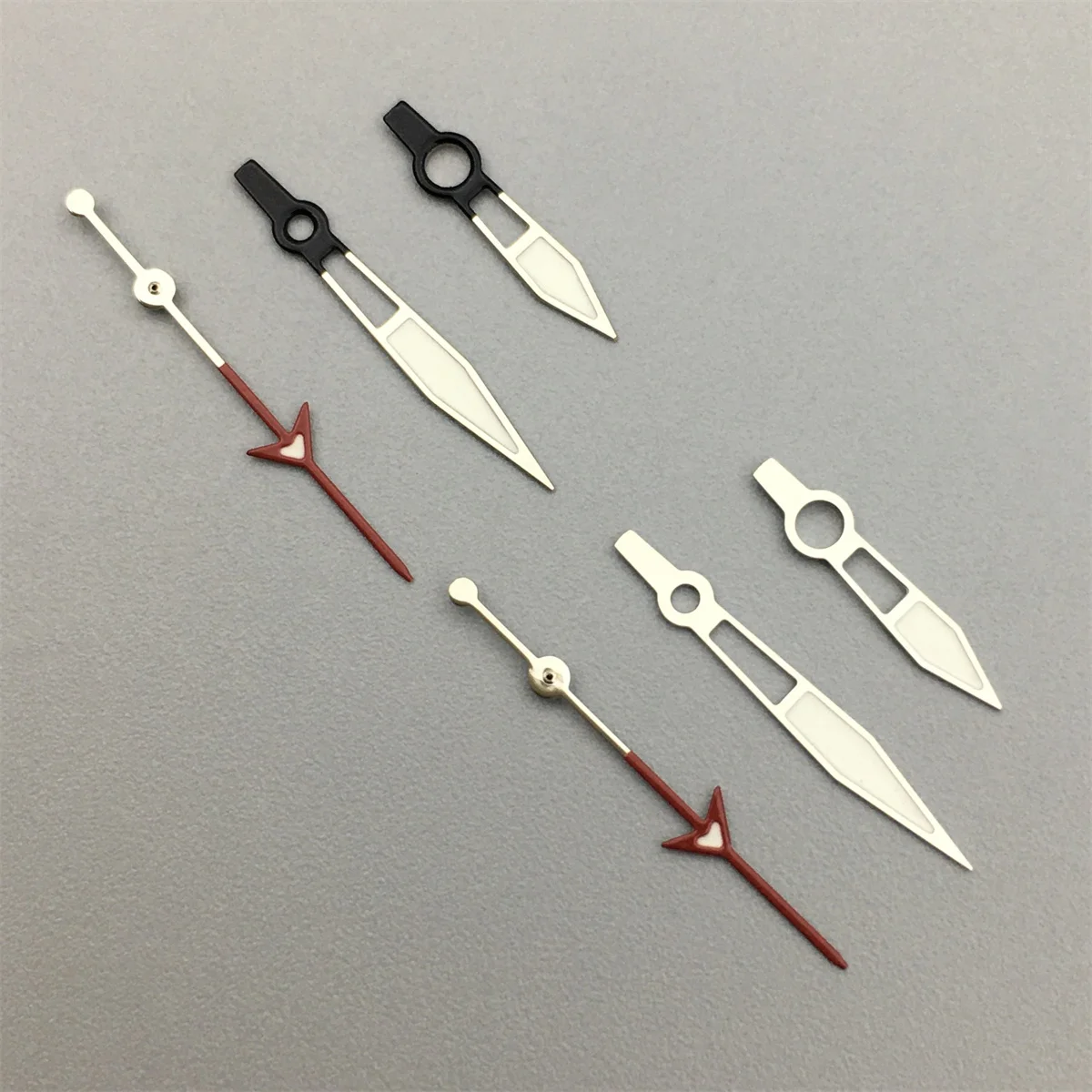 シルバー黒赤針 NH34 NH35 4R35 NH36 4R36 7S36 7002 7009 ムーブメント時計針緑発光